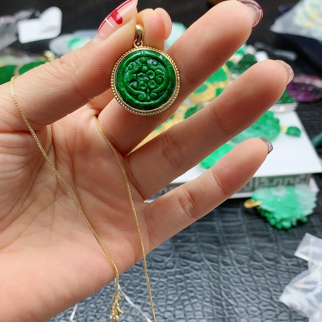 【闪购商品】翡翠吊坠(赠链)银S925镶嵌