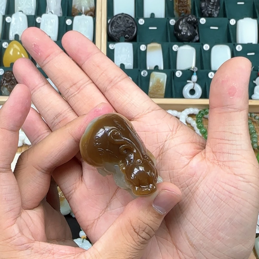 和田玉挂件未镶嵌