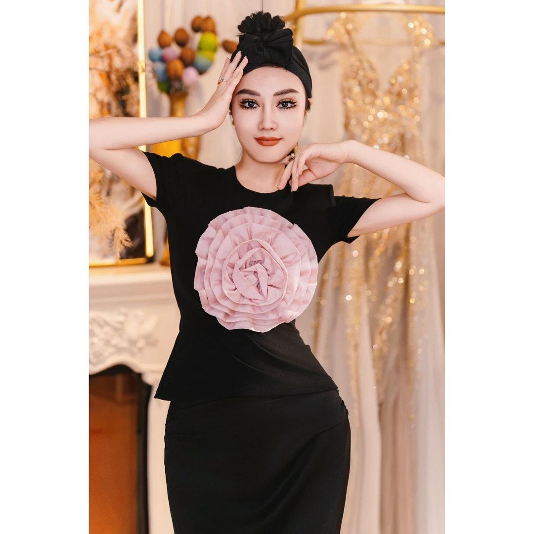 【星姐推荐】星原创高级定制【花瓣】设计师款气质轻奢名媛上衣