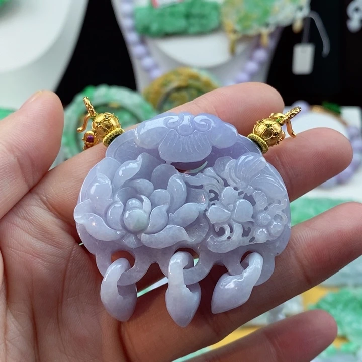 翡翠颈饰未镶嵌翡翠吊坠