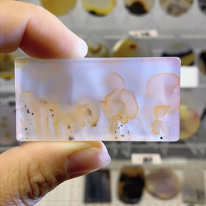 玛瑙/玉髓颈饰未镶嵌