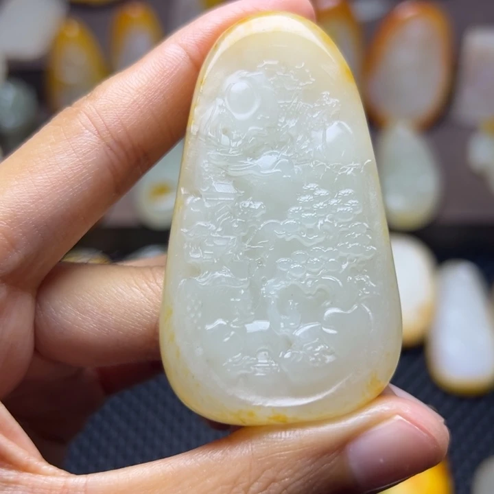 颈饰未镶嵌和田玉