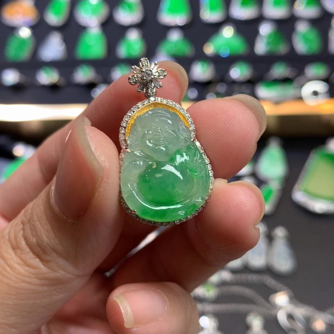 翡翠吊坠(不含链)18K金镶嵌