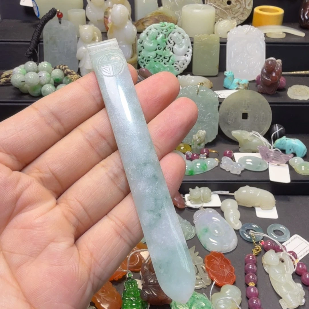 冷***兮翡翠未镶嵌颈饰吊坠