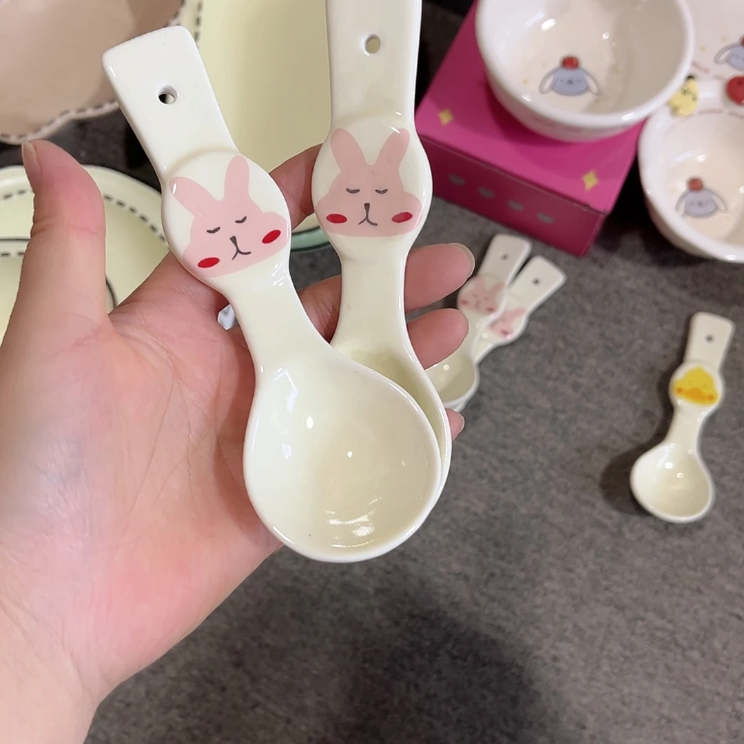 陶瓷勺子2只到手