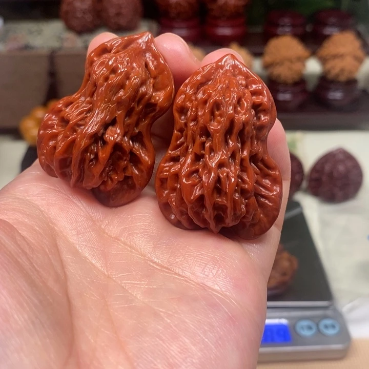 文玩核桃吊坠葫芦