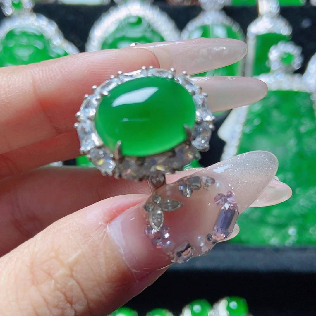 颈饰银S925镶嵌翡翠