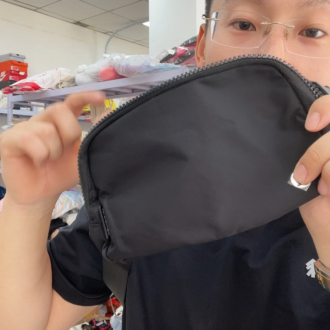 PU化妆包等各种产品