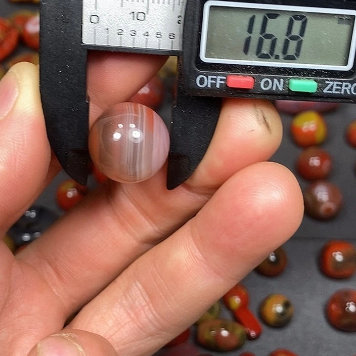 南红玛瑙未镶嵌车挂