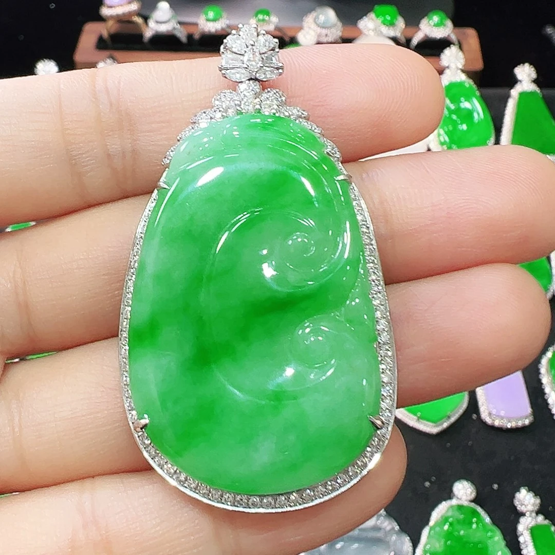 翡翠18K金镶嵌吊坠(不含链)