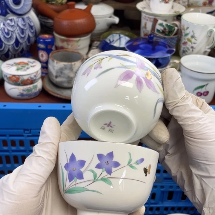 他家瓷器真美…开播了