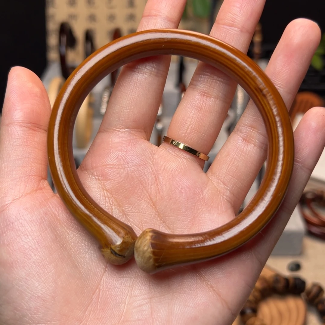 赵***⁹藤类手串/手链金刚藤手镯