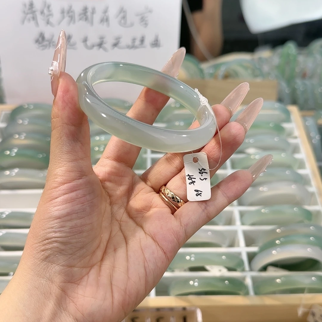 手镯玛瑙/玉髓未镶嵌圈口56.5