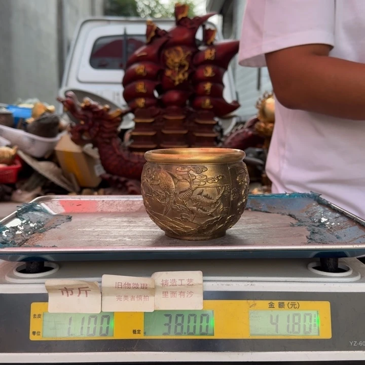 185 铜器物品理性消费