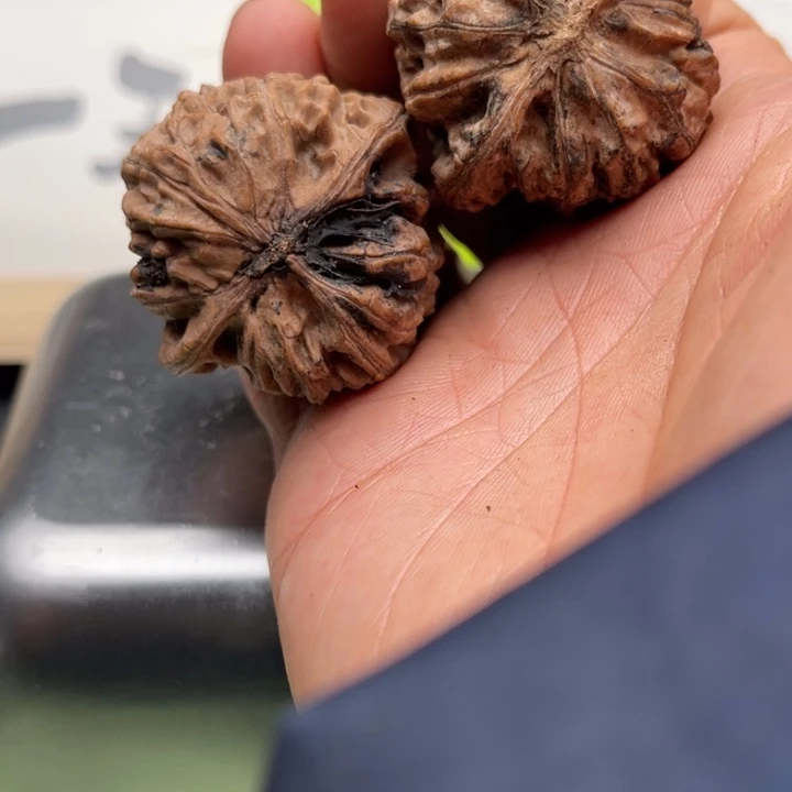 海***6文玩核桃吊坠文玩核桃链接专属88号