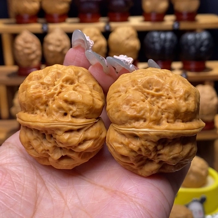 芋***菌文玩核桃把件佛陀蟾50号41尺精对