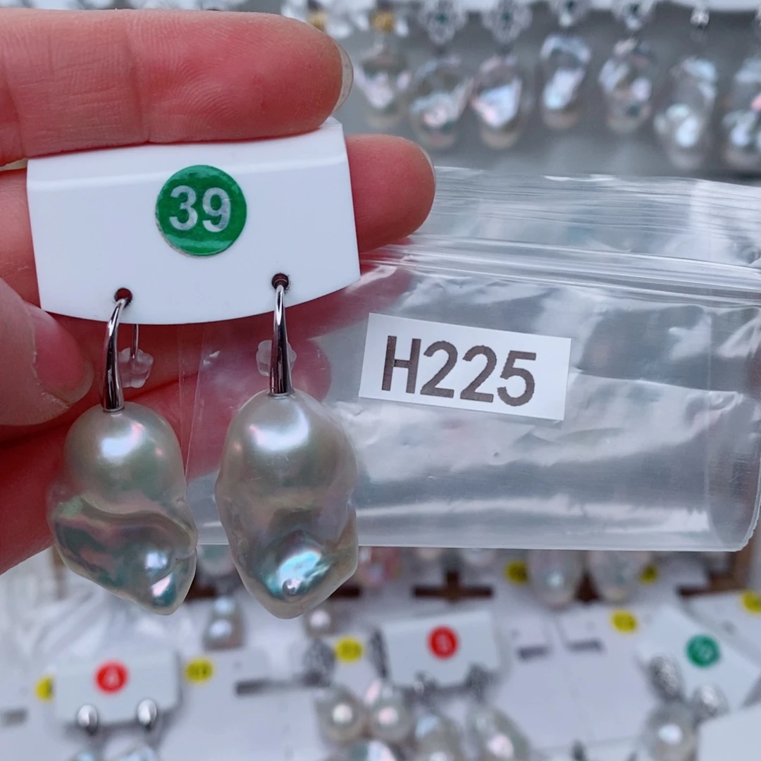 W****其他银S925镶嵌淡水珍珠