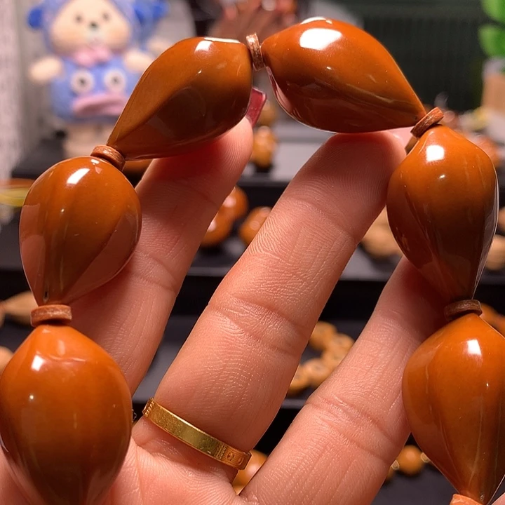 章***罩手串/手链橄榄核三花手串