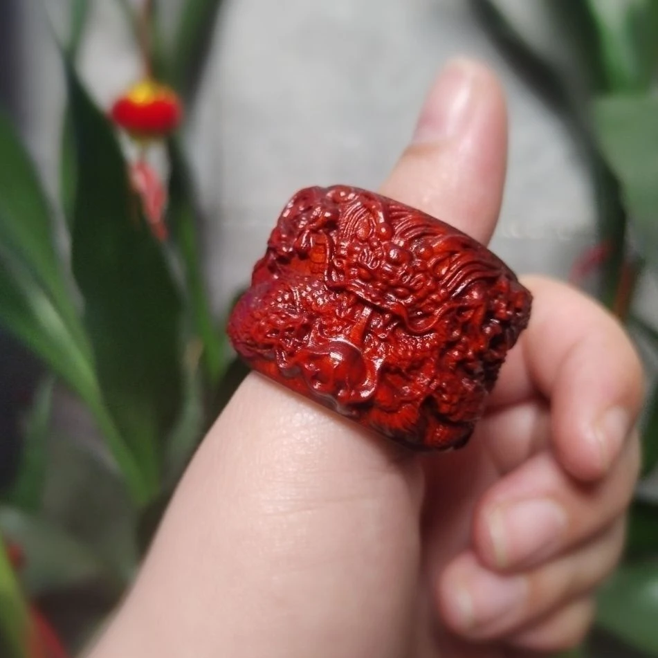 【九龙戏珠】天然紫檀木黑檀木文玩男士雕刻扳指龙年戒指盘玩把件