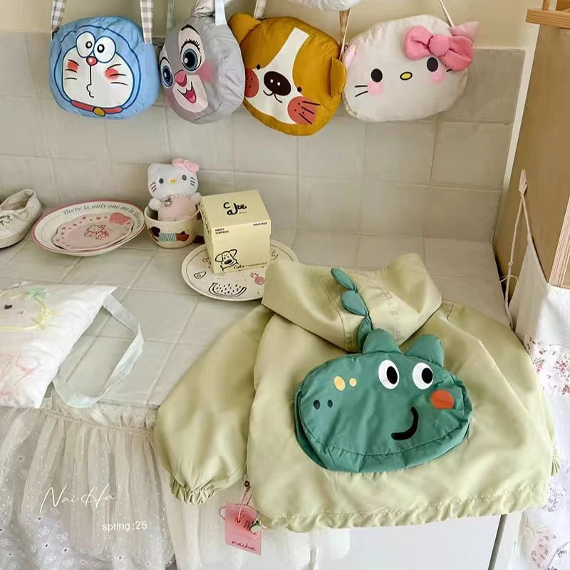 儿童外套2025春装新款男童女童卡通双面穿冲锋衣恐龙包包