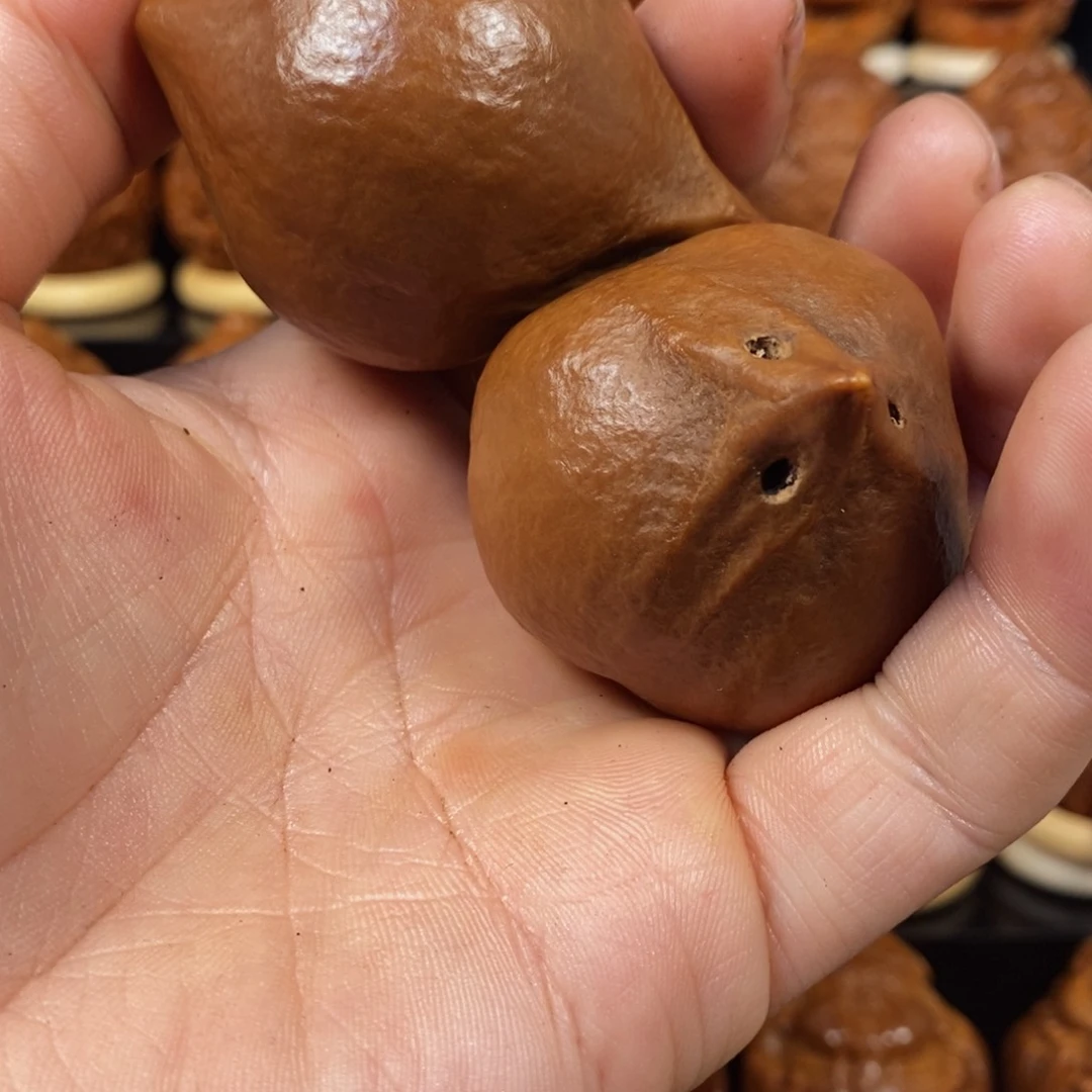 橄榄核吊坠鸿**技44园核一对