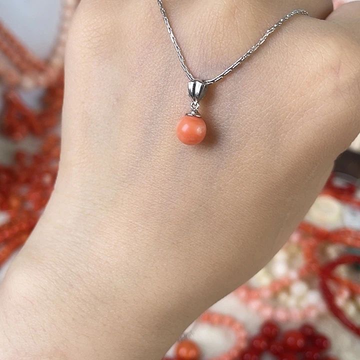 唯***尊无合金无合金福利吊坠momo