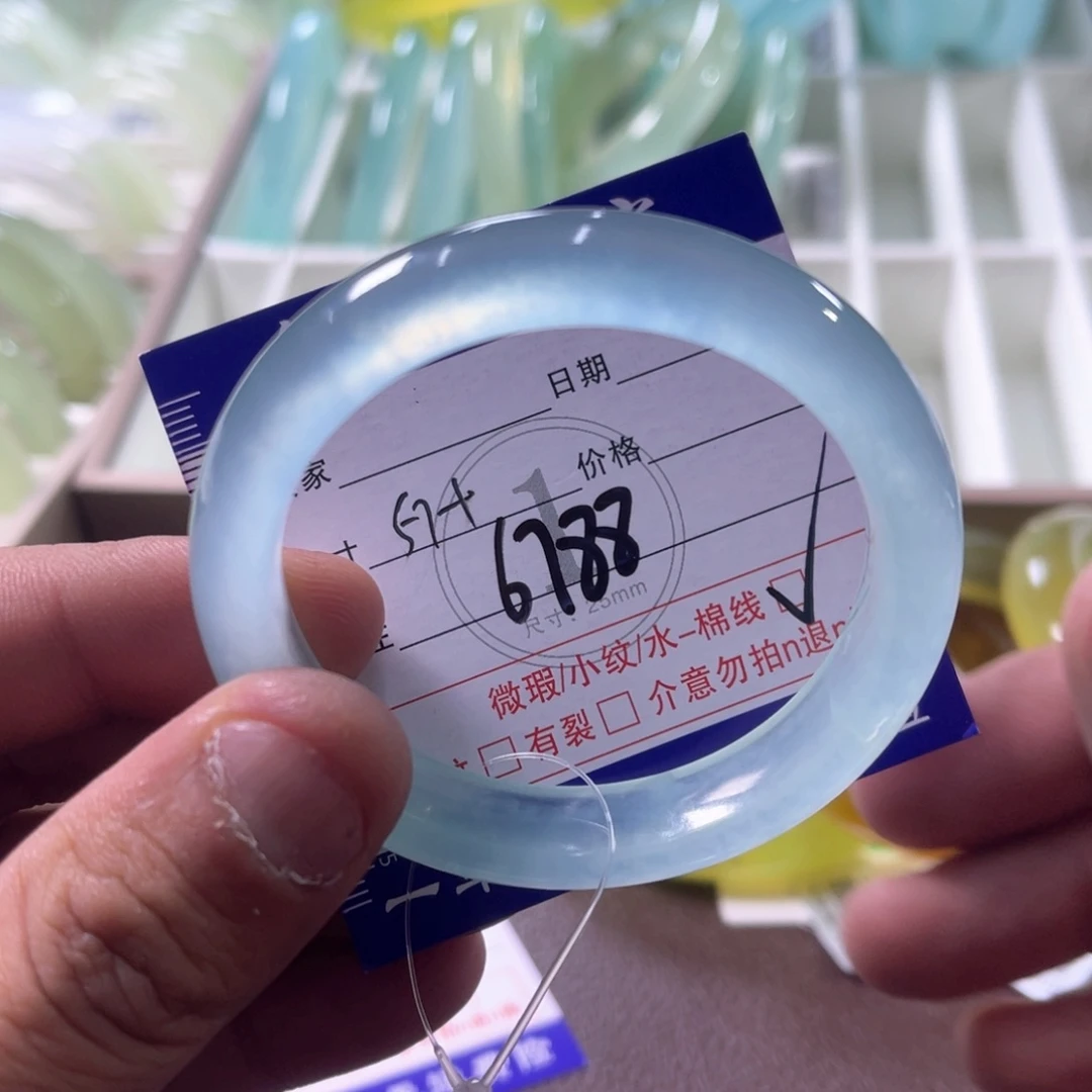 未镶嵌蛇纹石玉手镯（圆镯）