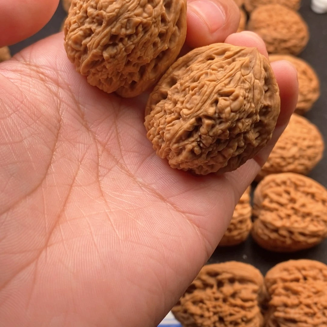 文玩核桃把件小***好好