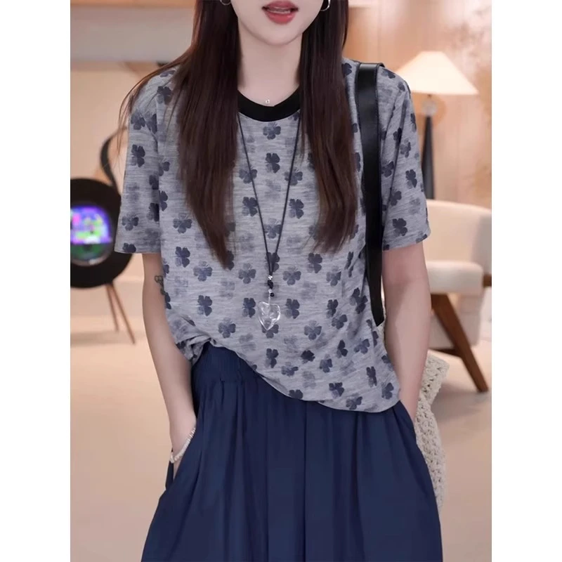 撞色圆领渐变四叶草短袖t恤女夏季新款减龄宽松百搭休闲气质上衣