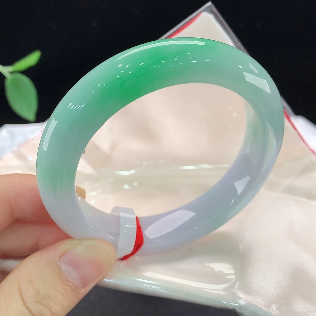 翡翠未镶嵌手镯0548