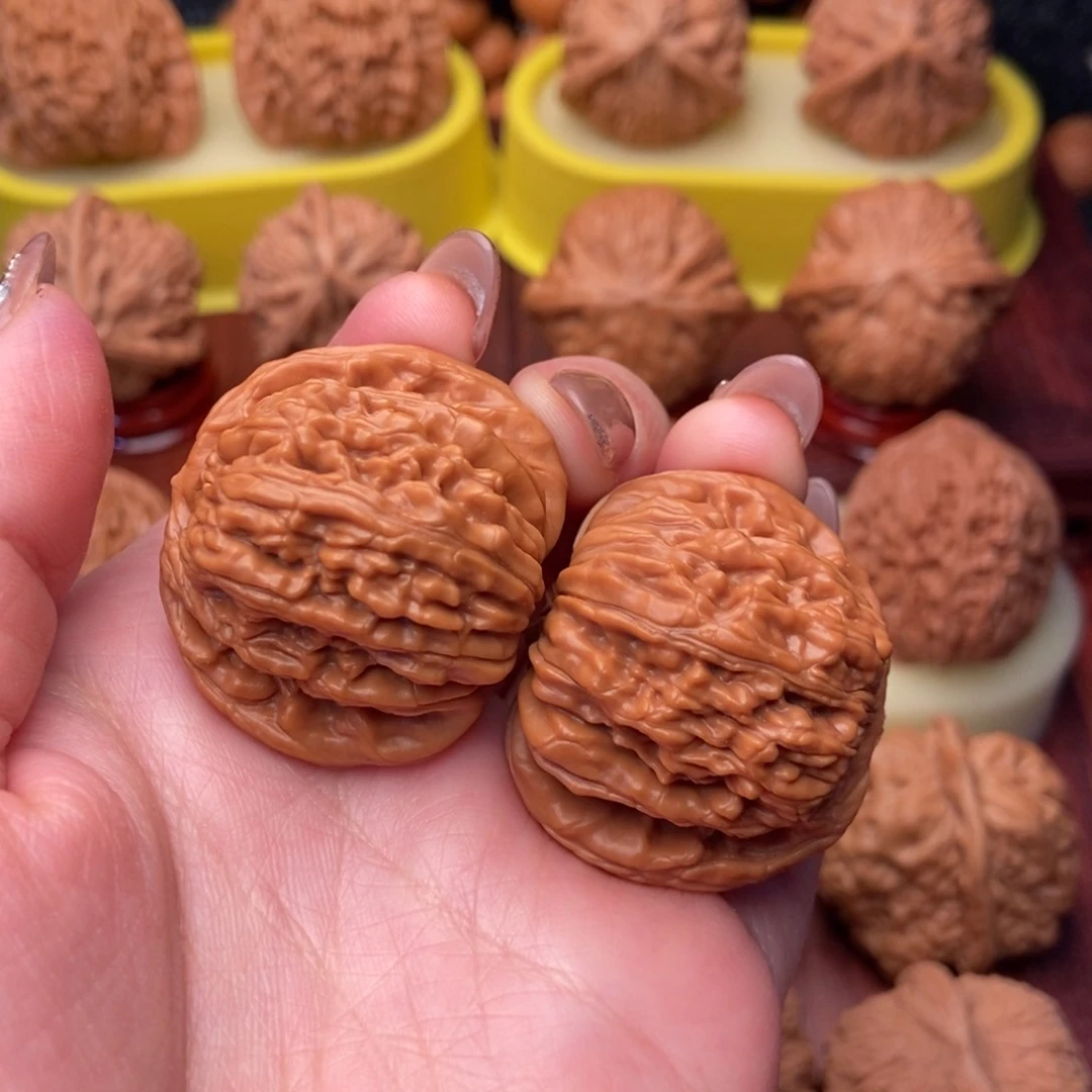 把件文玩核桃38红皮 四座楼