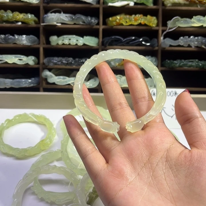 蛇纹石玉合金手镯