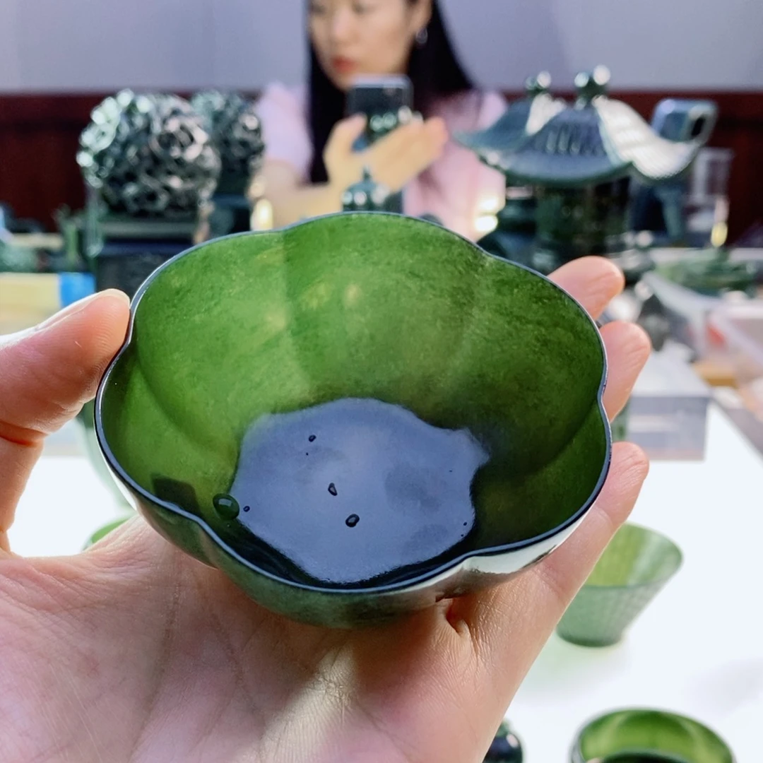 未镶嵌和田玉（青玉）摆件微瑕