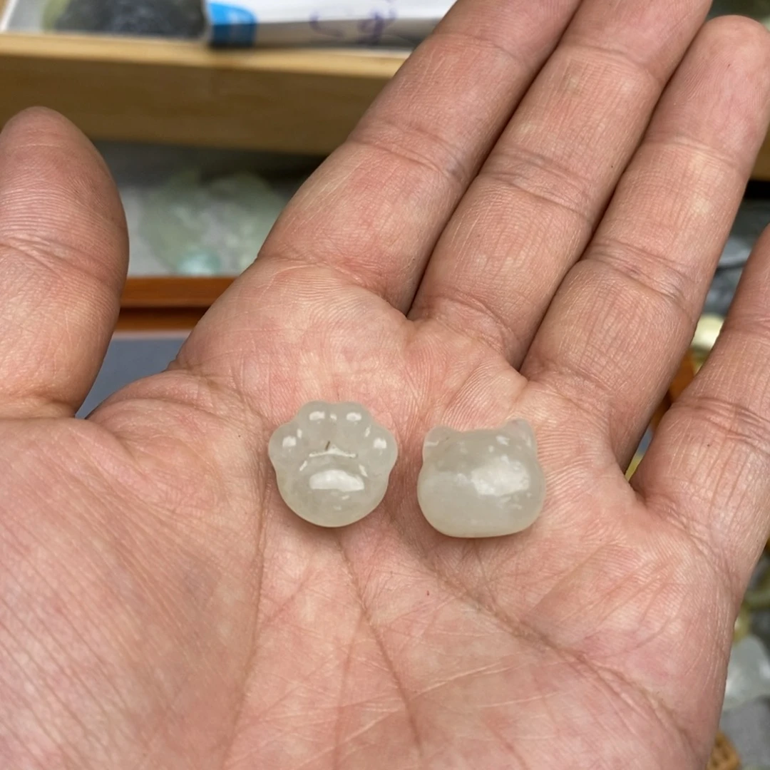 岫玉纯天然岫玉假一赔十未镶嵌