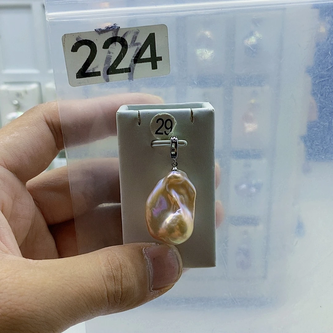 颈饰合金淡水珍珠