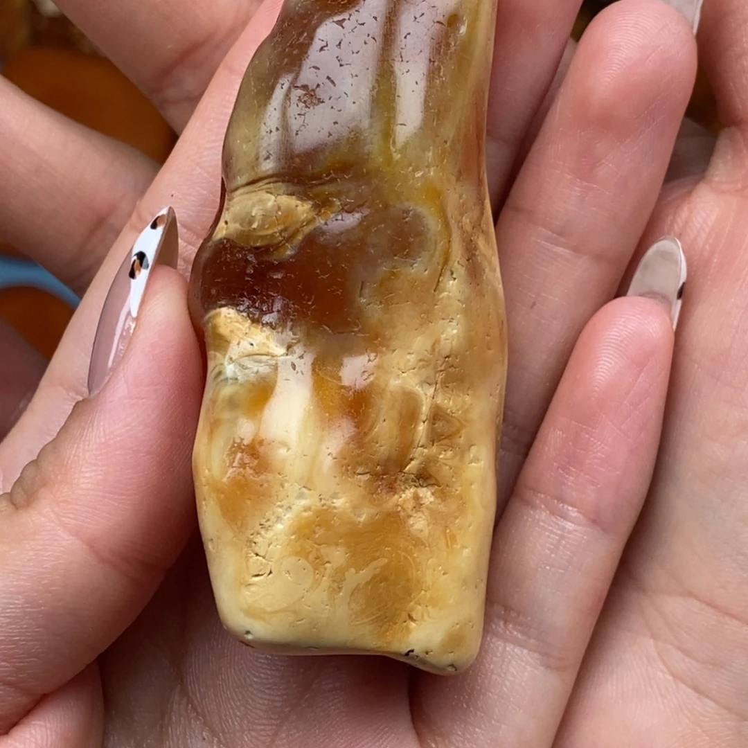 丁***汪定制琥珀未镶嵌蜜蜡原石定制