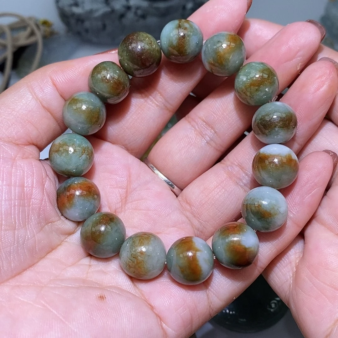 翡翠未镶嵌颈饰珠子