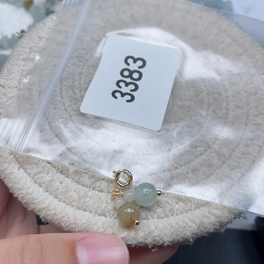 翡翠未镶嵌颈饰天然A货缅甸翡翠