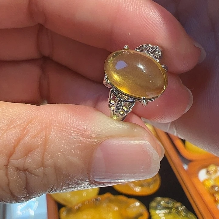 银S925镶嵌琥珀裸石琥珀戒指