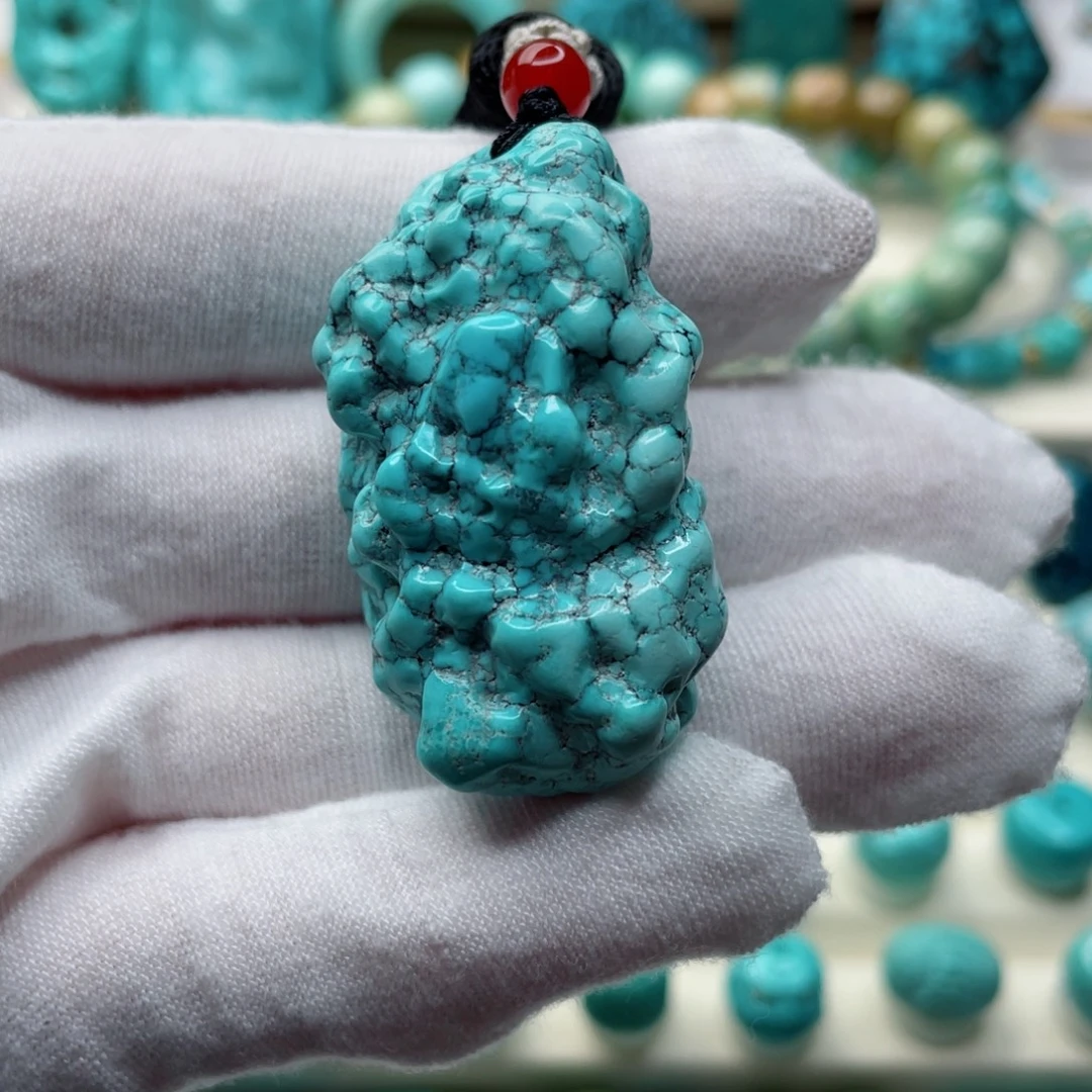 绿松石未镶嵌珠宝奇石