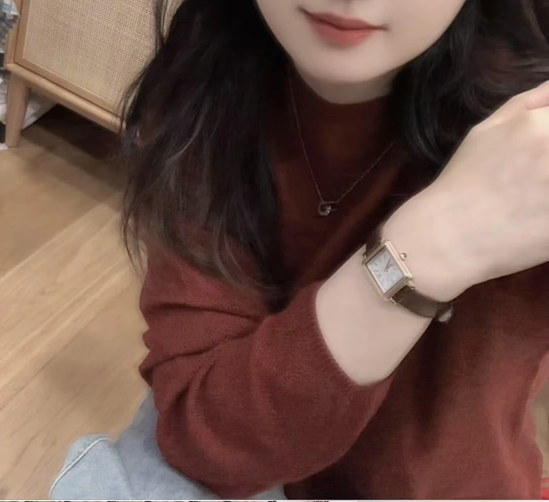 七言家巨好看！波尔多红浮雕蕾丝柔软长袖@