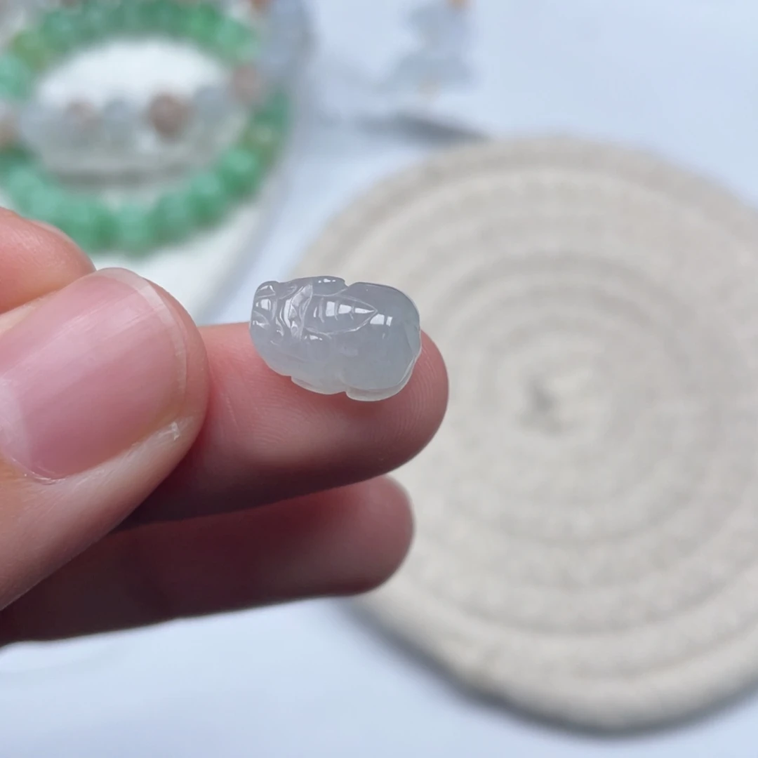 翡翠未镶嵌颈饰天然A货缅甸翡翠