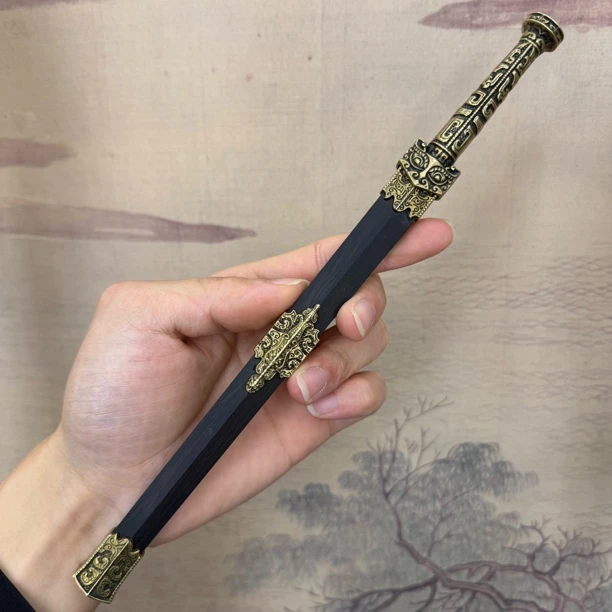 青釭剑曹操赵云把玩龙泉精美工艺品摆件