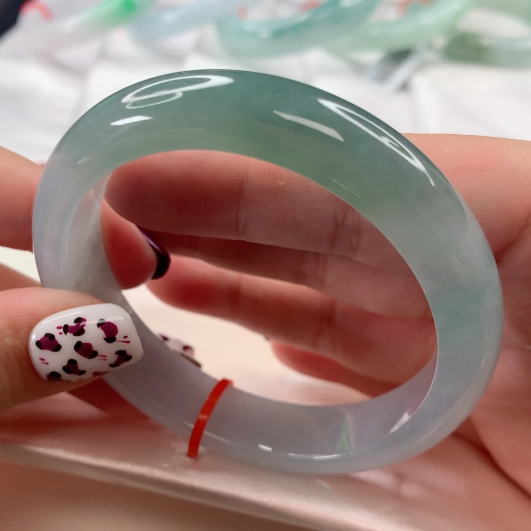 翡翠手镯未镶嵌56.5圈口半山水（主播强推！）