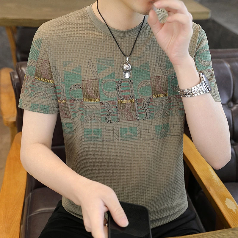 男士短袖冰丝夏季时尚休闲圆领透气新款印花修身潮流冰丝短袖男