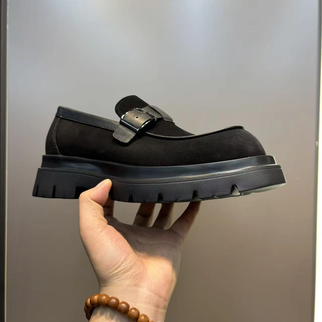 2025秋季新款男士时尚厚底大头商务休闲皮鞋男鞋