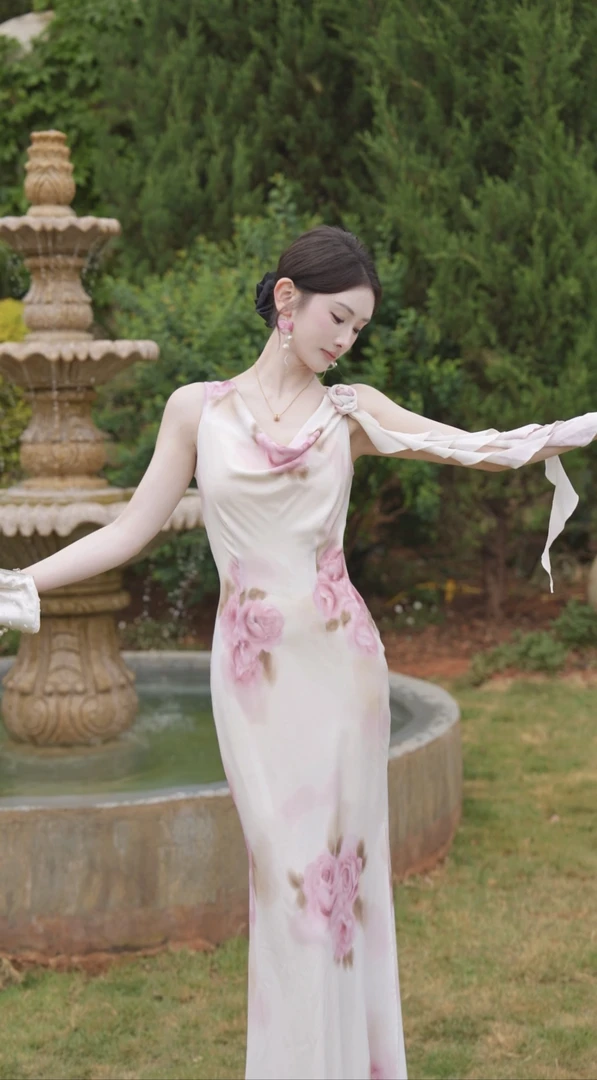 【周粥】【玫瑰】2025新款夏季温柔风气质荡领显瘦连衣裙JJC5LYQ2124