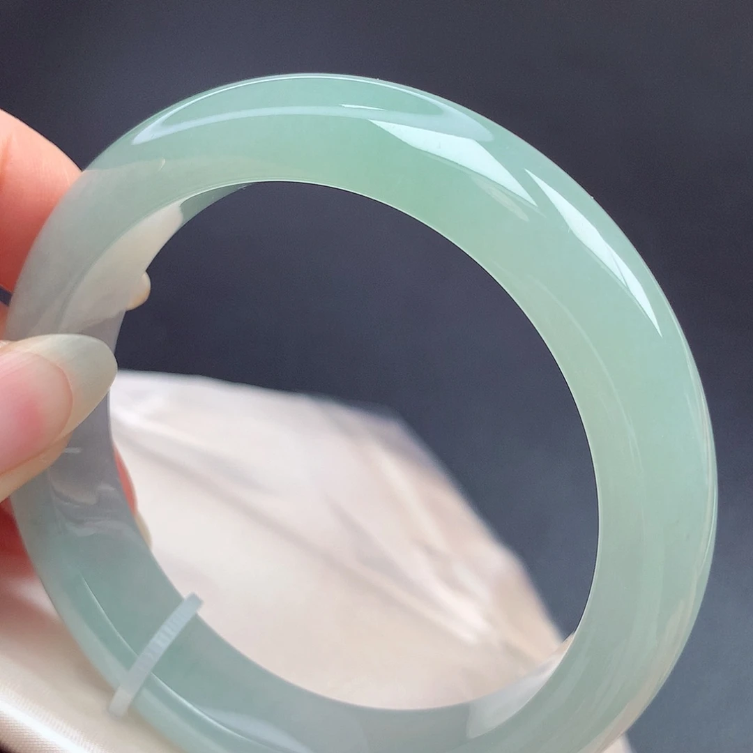 翡翠未镶嵌手镯58.3圈口