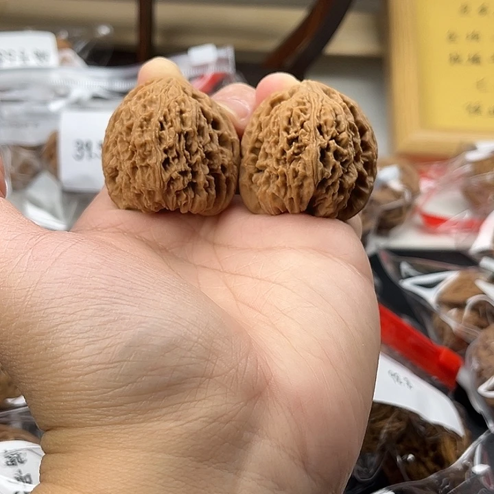 吊坠文玩核桃169南疆39尺