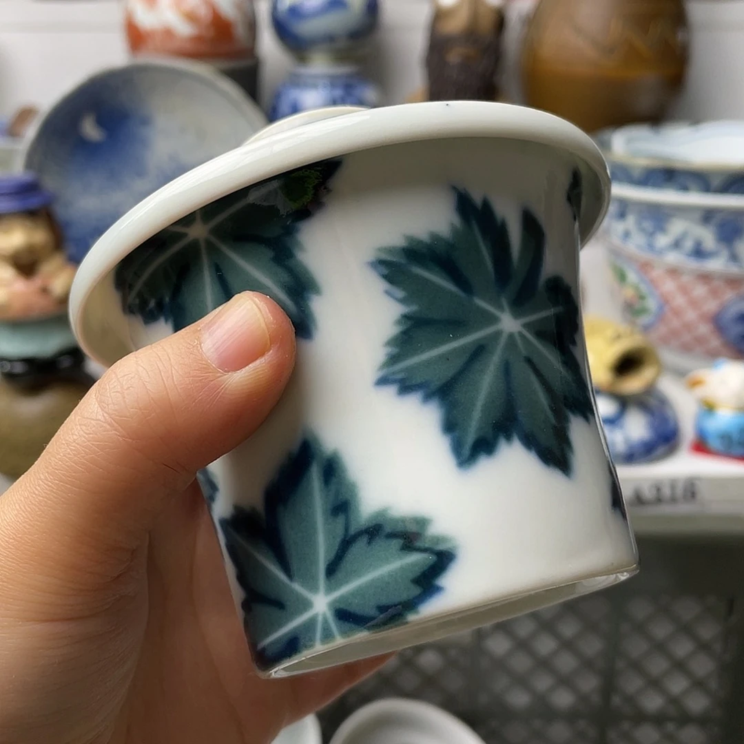 瓷片予***³哈哈哈我在床前给自己做早餐的